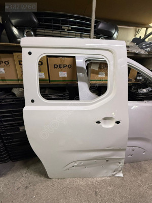 PEUGEOT RİFTER SAĞ SÜRGÜLÜ KAPI