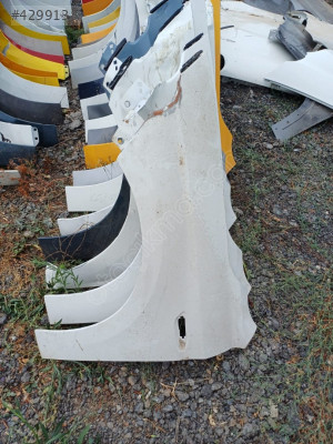 FİAT EGEA SOL ÇAMURLUK ORJİNAL ÇIKMA