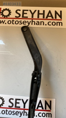 61-2990028-01 612990028 BMW X1 2012 E84 sol ön silecek kolu