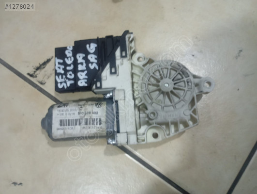 SEAT TOLEDO SAĞ ARKA  SİLECEK MOTORU