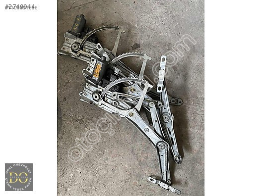 Opel corsa C motorlu sol ön cam krikosu