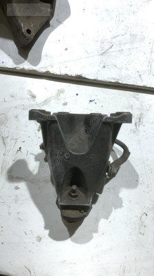 8E0199308H audi a4 sağ motor kulağı