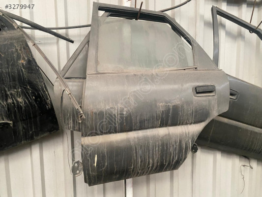 TOYOTA COROLLA SOL ARKA KAPI LİFTBACK ORJİNAL ÇIKMA