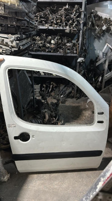 FİAT DOBLO SAĞ ÖN KAPI ORJİNAL ÇIKMA 98-08 MODEL