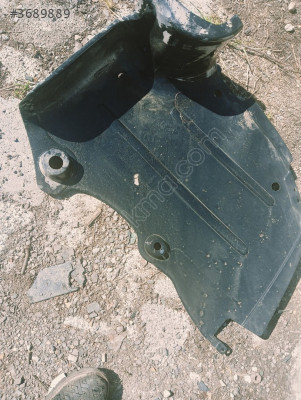 Audi A4 B6 b7 alt depo muhafaza plastiği 8E0825219