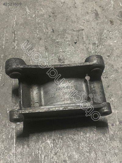074260887C T4 2.5 KLİMA KOMPRESÖR AYAĞI