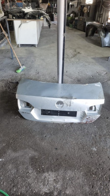 Wolksvagen jetta 2012 model arka bagaj kapagi