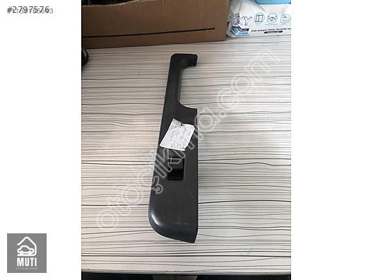 Nissan Partfinder 96-99 Sağ Arka Cam Düğme 82961-0W200
