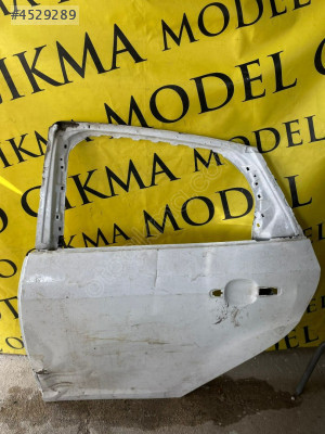 FORD FOCUS 3 SOL ARKA KAPI