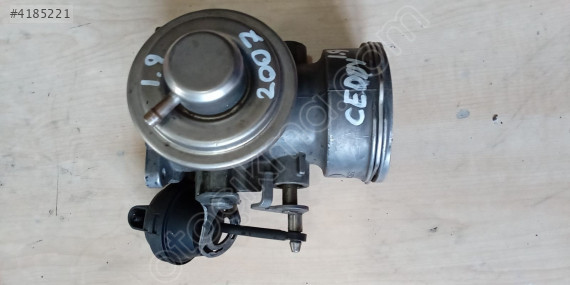 volkswagen caddy 2009 1.9 çıkma gaz kelebeği (son fiyat)