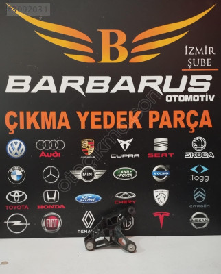 VOLKSWAGEN PASSAT CC CADDY BORA MANUEL VİTES BRAKETİ 1K0711789