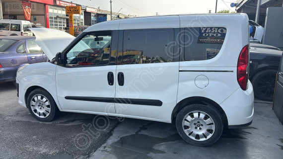 2016 FİAT DOBLO ÇIKMA HATASIZ SOL ÖN KAPI YEDEK PARÇALARI