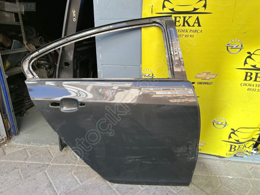 OPEL İNSİGNİA A SAĞ ARKA KAPI ÇIKMA ORJİNAL YEDEK PARÇA