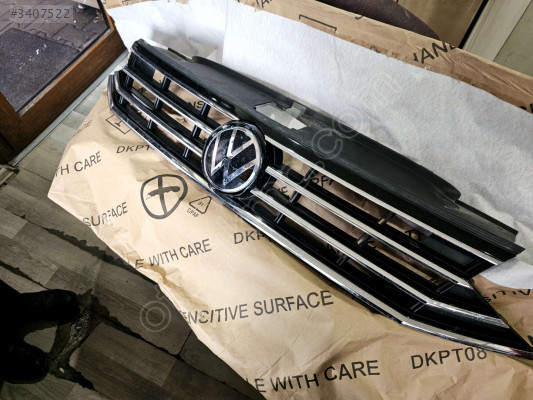 Wolkwagen passat B8.5 ORİJİNAL ÖN PANJUR