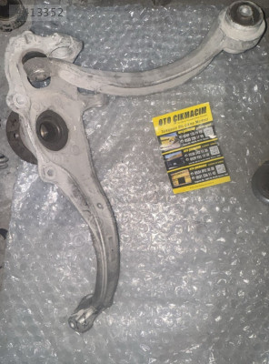 AUDİ A6 SAĞ ÖN TAŞIYICI 4G0407242C