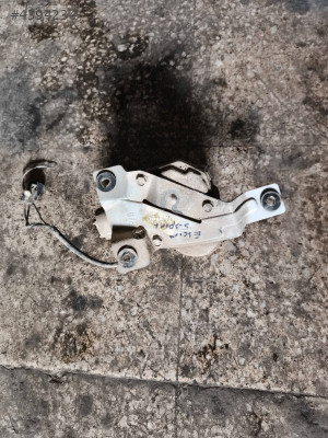 Ford escort s-spirt arka silecek motoru