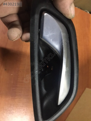 MEGANE 4 SAĞ İÇ AÇMA KOLU ORJİNAL ÇIKMA