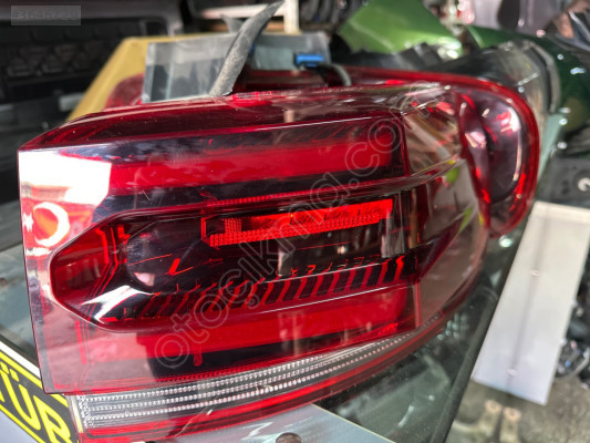 Citreon c5 aircoors sağ arka stop yeni model hatasız