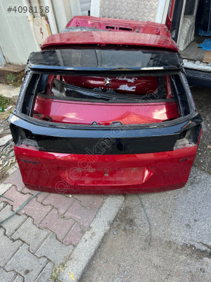 Peugeot 3008 arka bagaj kapağı orijinal