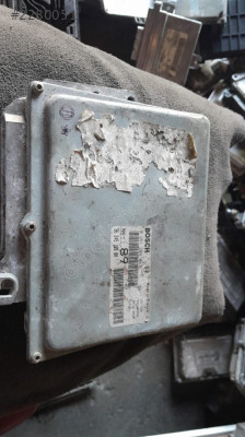 Pejo 406 1.8 motor beyni benzinli çıkma