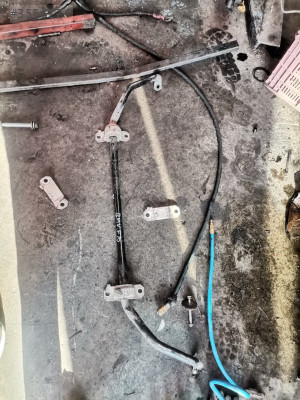 BMW F10 5.20 VİRAJ DEMİRİ ORİJİNAL ÇIKMA