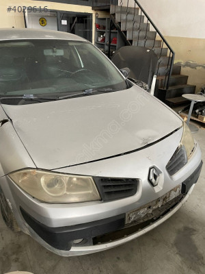 RENAULT MEGANE 2 ÖN TAMPON ORJİNAL ÇIKMA