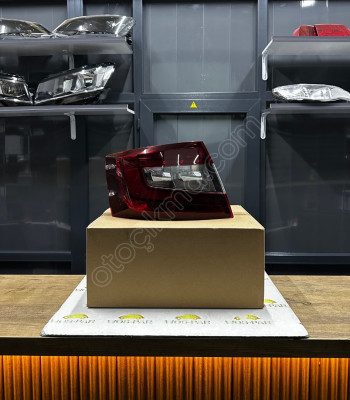 SKODA OCTAVİA SOL STOP (LEDLİ) 5E5945711-5E5945207 17-21