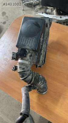 2005 TOYOTA CORALLA BENZİNLİ  ÇIKMA HAVA FİTRE KUTUSU