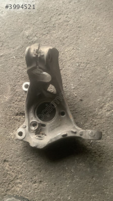 5Q0407258C passat b8 sağ ön taşıyıcı