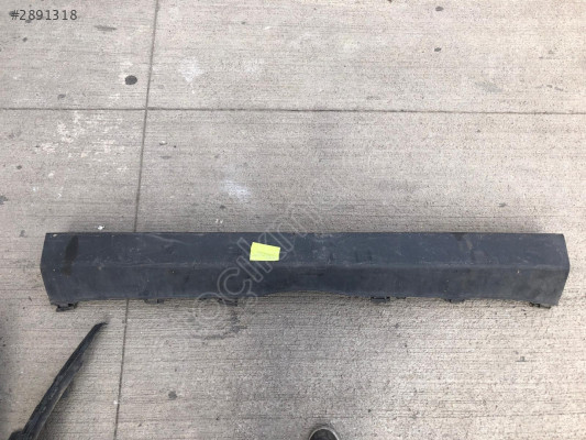 MERCEDES SPRİNTER W906 ARKA TAMPON ORTA PARÇA 9068800171