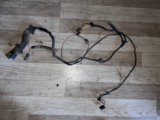 RENAULT R19 SAĞ ÖN KAPI TESİSATI