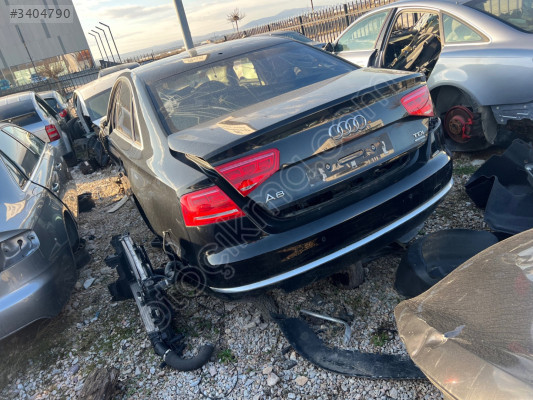 AUDİ A8 ARKA STOP TAKIM