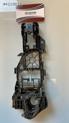 3C0837886J vw passat b7 arka sağ kapı kolu iç braketi