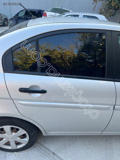 Hyundai accent era sağ arka kapı dolu hatasız çıkma