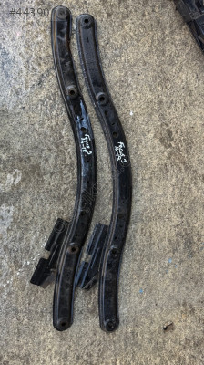 Ford Focus 3 radyatör alt traversi