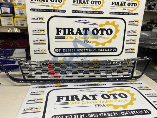 BMW 5 SERİSİ G30 LCİ ORTA TAMPON IZGARASI 51118098663