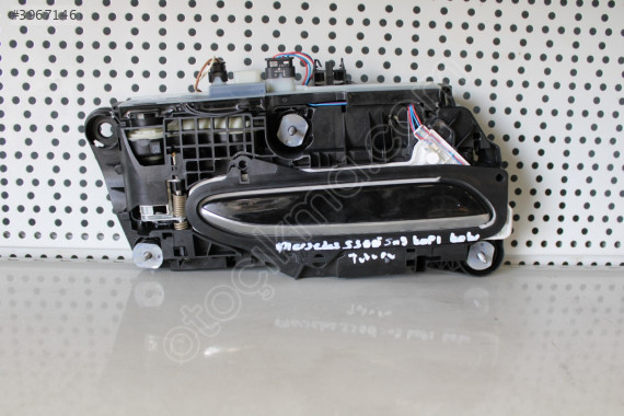 MERCEDES S SERİ KAPI KOLU MEKANİZMASI