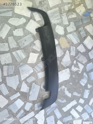 Jetta arka tampon difüzörü