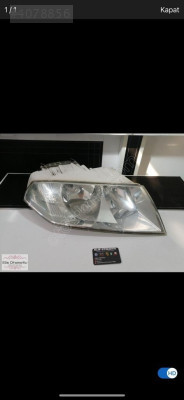 SKODA OCTAVİA SAĞ ÖN FAR