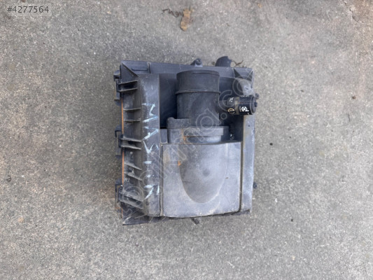 Renault master hava filtre kutusu çıkma yedek parça