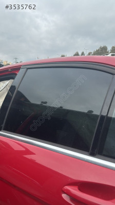 MERCEDES C180 SOL ARKA CAM ORJINAL