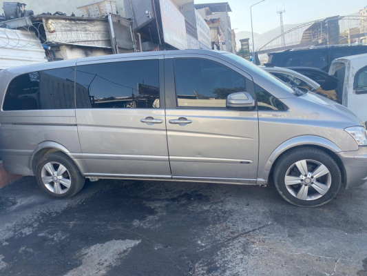 MERCEDES VİANO SAĞ ÖN KAPI KONUK OTO 05323167897