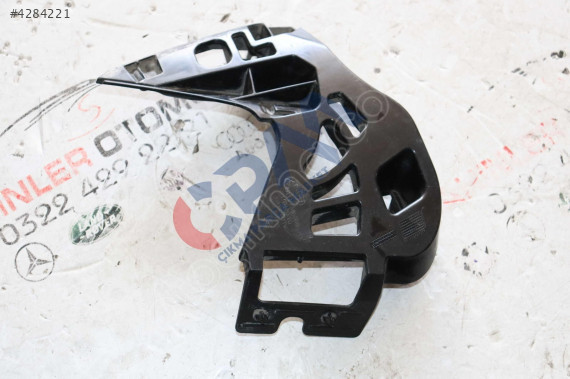 BMW 5 SERİSİ G30 SAĞ TAMPON BRAKETİ 7385348