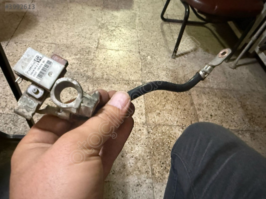2013-24 FORD COURİER START STOP MODÜLÜ EKSİ KUTUP BAŞI ORJ ÇIKMA