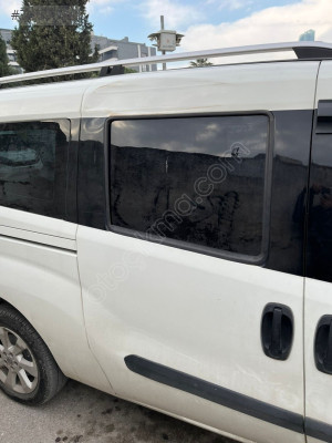 FİAT DOBLO 4 SAĞ SÜRGÜ KAPI ORJİNAL HATASIZ DOLU