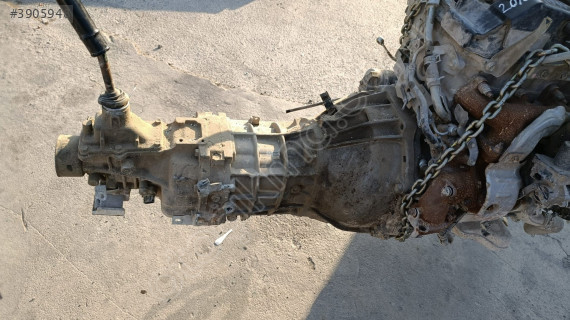 TOYOTA HILUX ŞANZIMAN ÇIKMA ORJİNAL