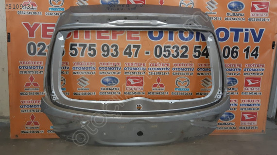 subaru impreza bagaj kapağı
