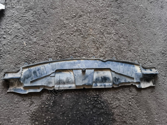 Ford Tourneo couirer 2014-2024 cam ızgarası alt bakalitti