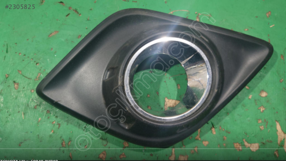 TOYOTA HİLUXS SİS FAR ÇERÇEVESİ 15-20