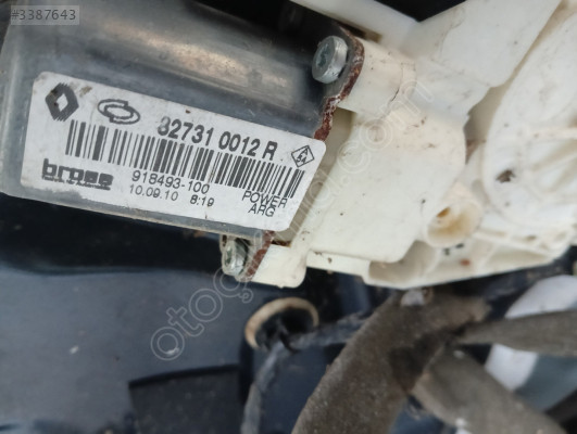 Megane 3 arka kapı cam motoru sol sağ 827310012R